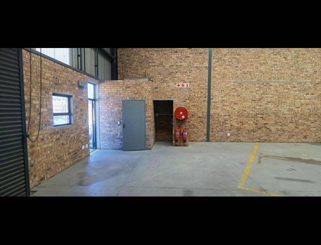INDUSTRIAL PROPERTY TO RENT IN N4 GATEWAY INDUSTRIAL PARK
